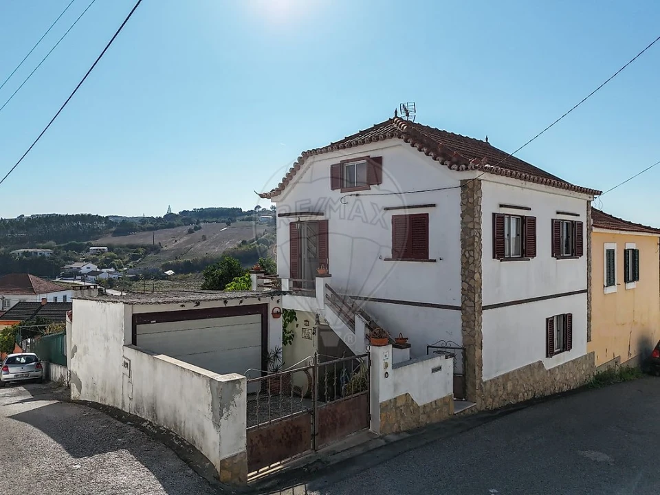 Moradia T3 para Venda em Lourinhã e Atalaia Foto 1