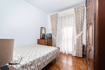 Apartamento T4 para Venda em Vialonga