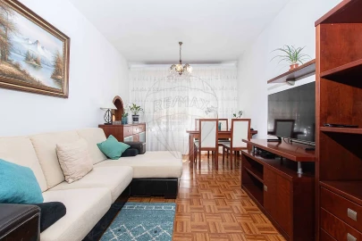Apartamento T4 para Venda em Vialonga