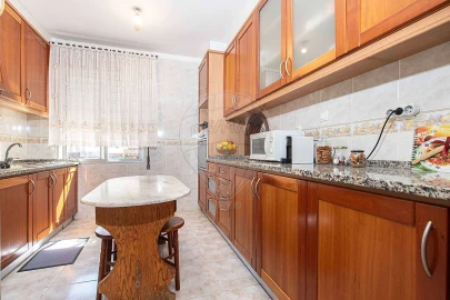 Apartamento T4 para Venda em Vialonga
