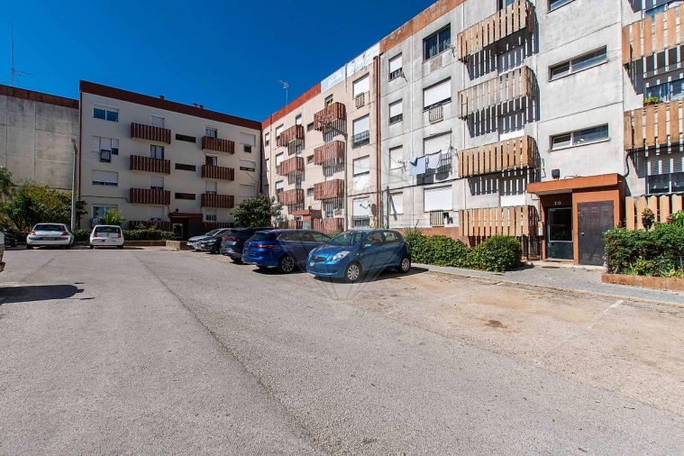 Apartamento T4 para Venda em Vialonga Foto 20