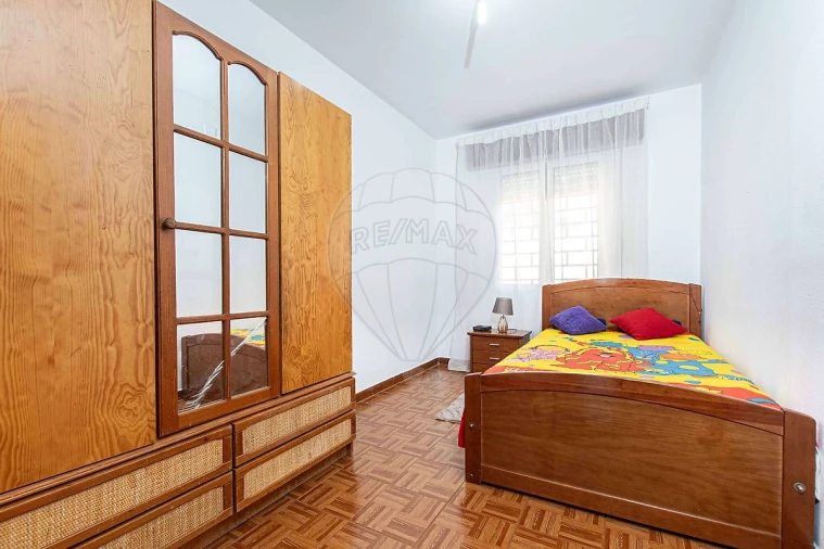Apartamento T4 para Venda em Vialonga Foto 11
