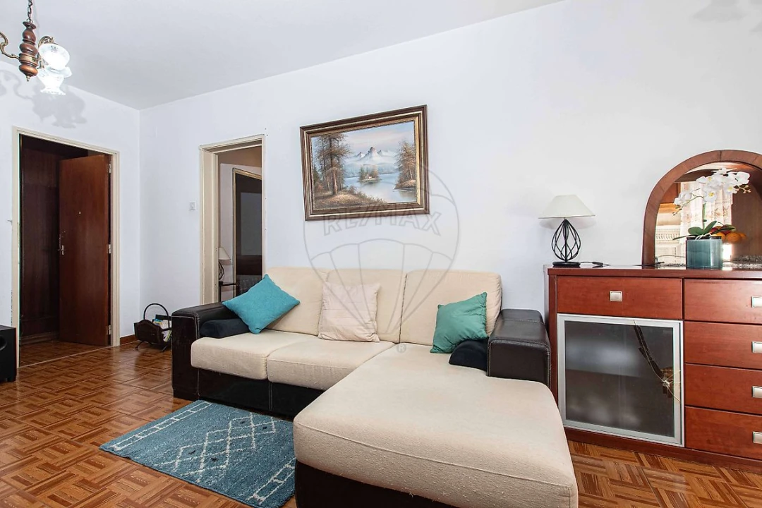 Apartamento T4 para Venda em Vialonga Foto 5