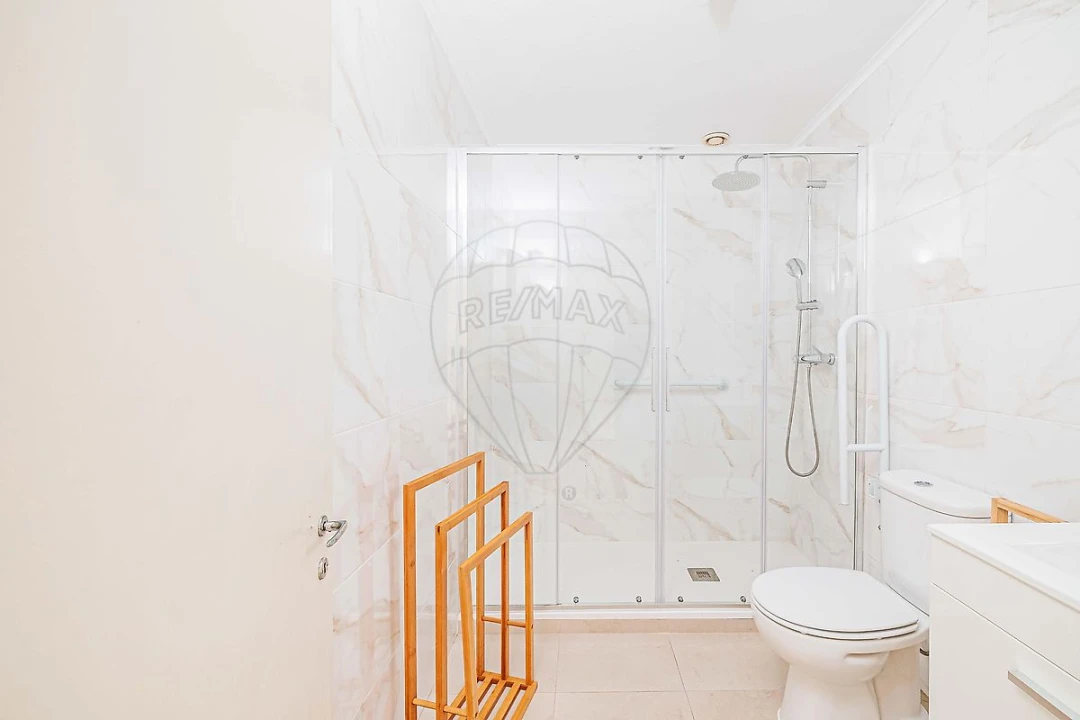 Apartamento T2 para Venda em Cacém e São Marcos Foto 19