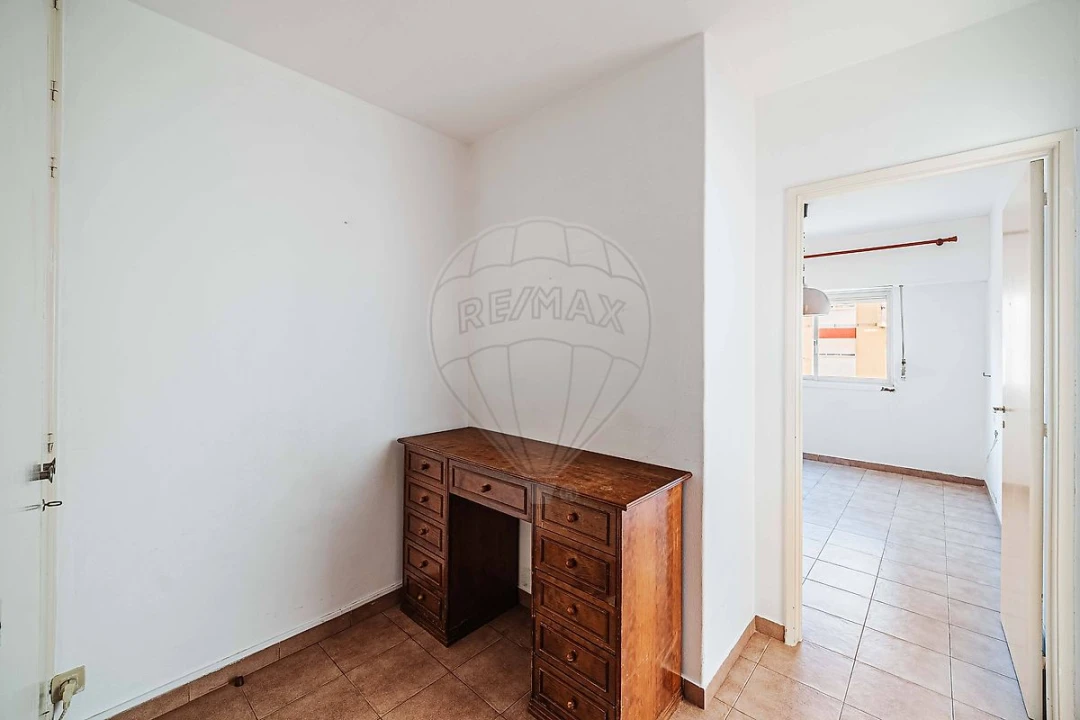 Apartamento T2 para Venda em Cacém e São Marcos Foto 1