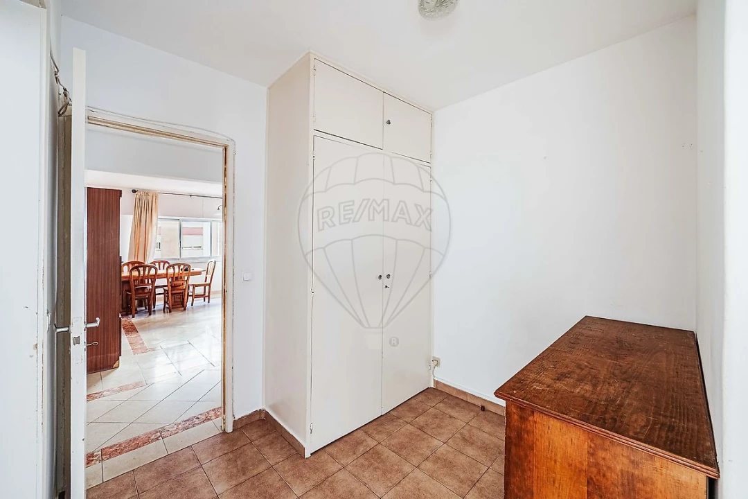 Apartamento T2 para Venda em Cacém e São Marcos Foto 2