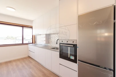 Apartamento T4 para Venda em Escapães