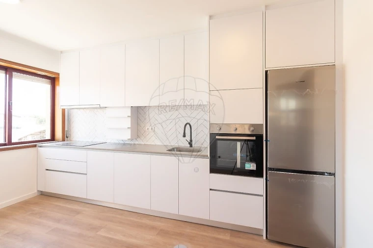 Apartamento T4 para Venda em Escapães Foto 9