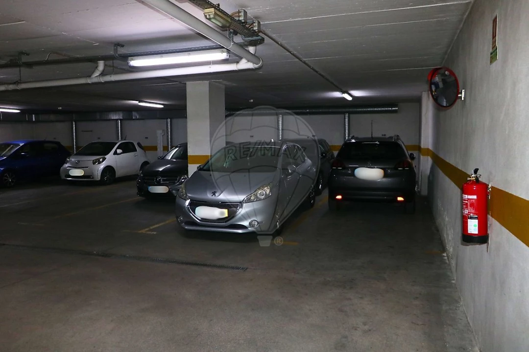 Apartamento T2 para Venda em Odivelas Foto 25