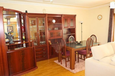 Apartamento T2 para Venda em Odivelas