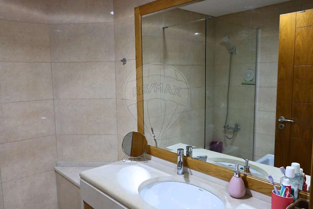 Apartamento T2 para Venda em Odivelas Foto 18
