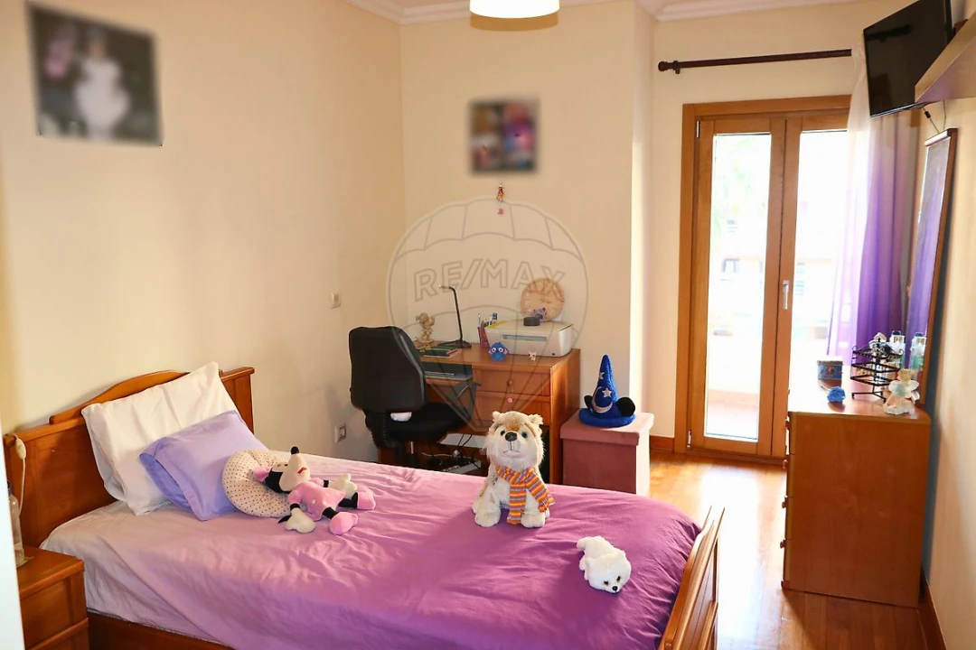 Apartamento T2 para Venda em Odivelas Foto 11