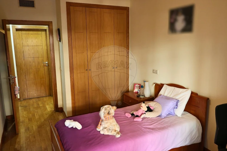Apartamento T2 para Venda em Odivelas Foto 12