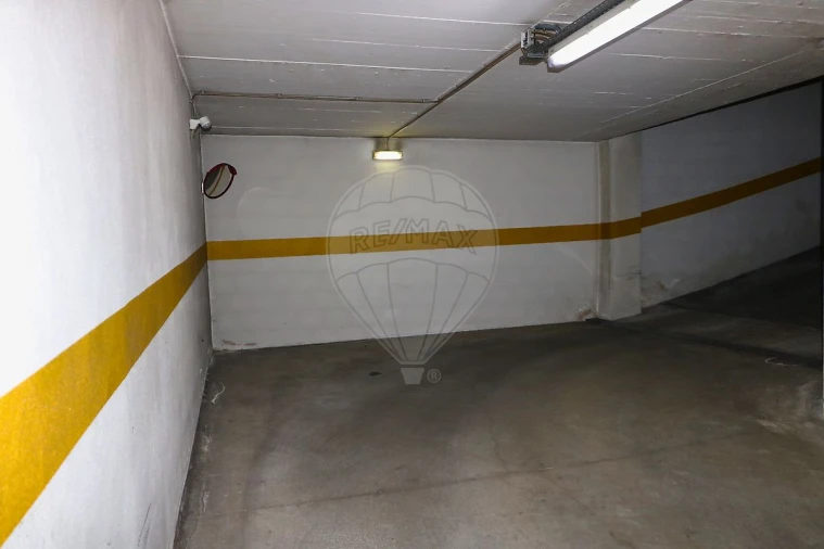 Apartamento T2 para Venda em Odivelas Foto 24