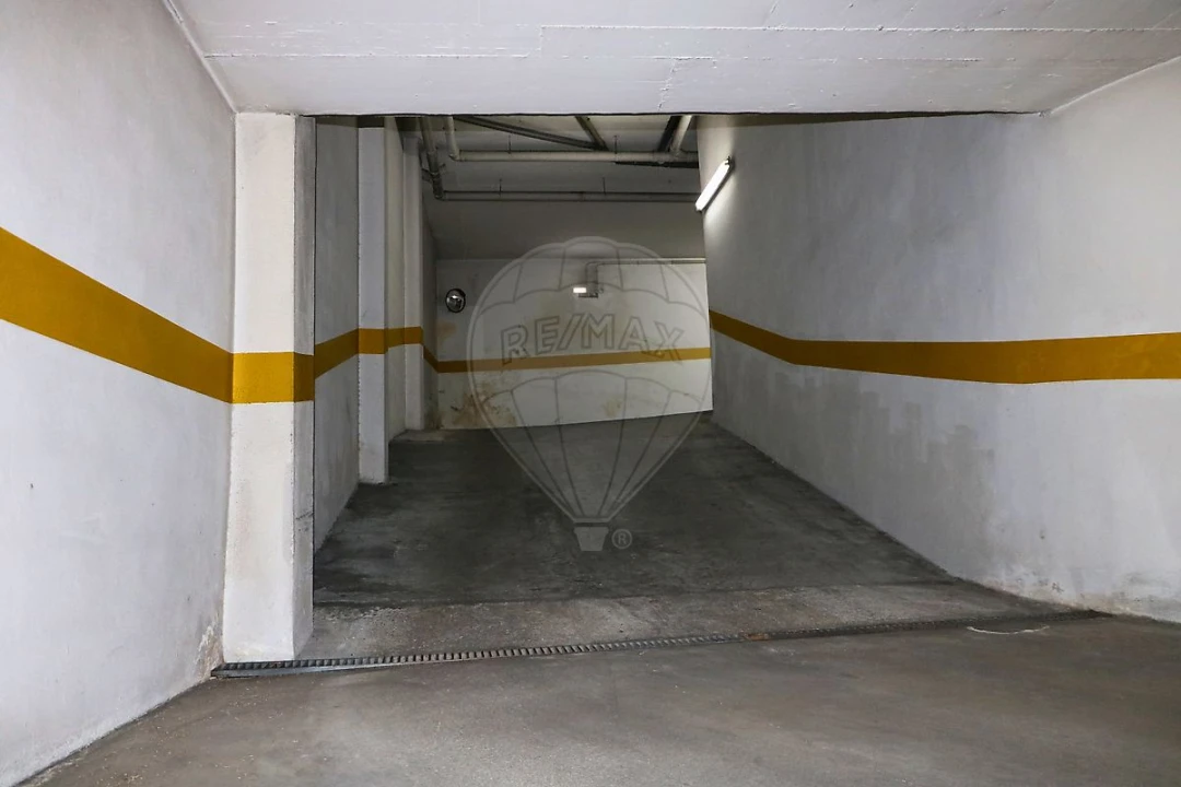 Apartamento T2 para Venda em Odivelas Foto 23