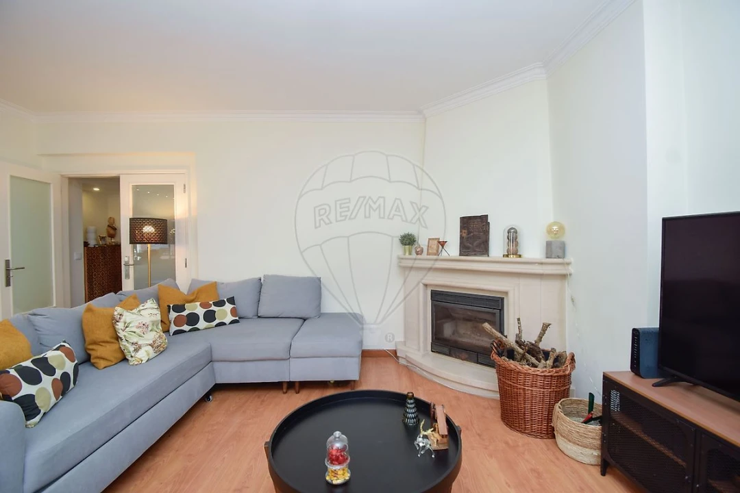 Apartamento T3 para Venda em Santa Maria e São Miguel, São Martinho, São Pedro Penaferrim Foto 2