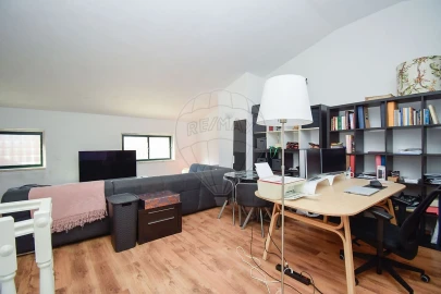 Apartamento T3 para Venda em Santa Maria e São Miguel, São Martinho, São Pedro Penaferrim