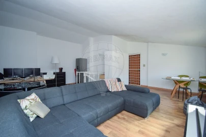 Apartamento T3 para Venda em Santa Maria e São Miguel, São Martinho, São Pedro Penaferrim