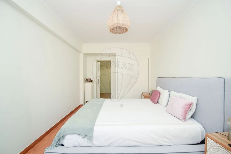 Apartamento T3 para Venda em Santa Maria e São Miguel, São Martinho, São Pedro Penaferrim Foto 24