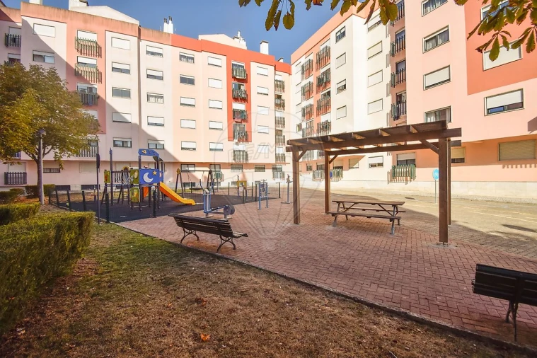 Apartamento T3 para Venda em Santa Maria e São Miguel, São Martinho, São Pedro Penaferrim Foto 32
