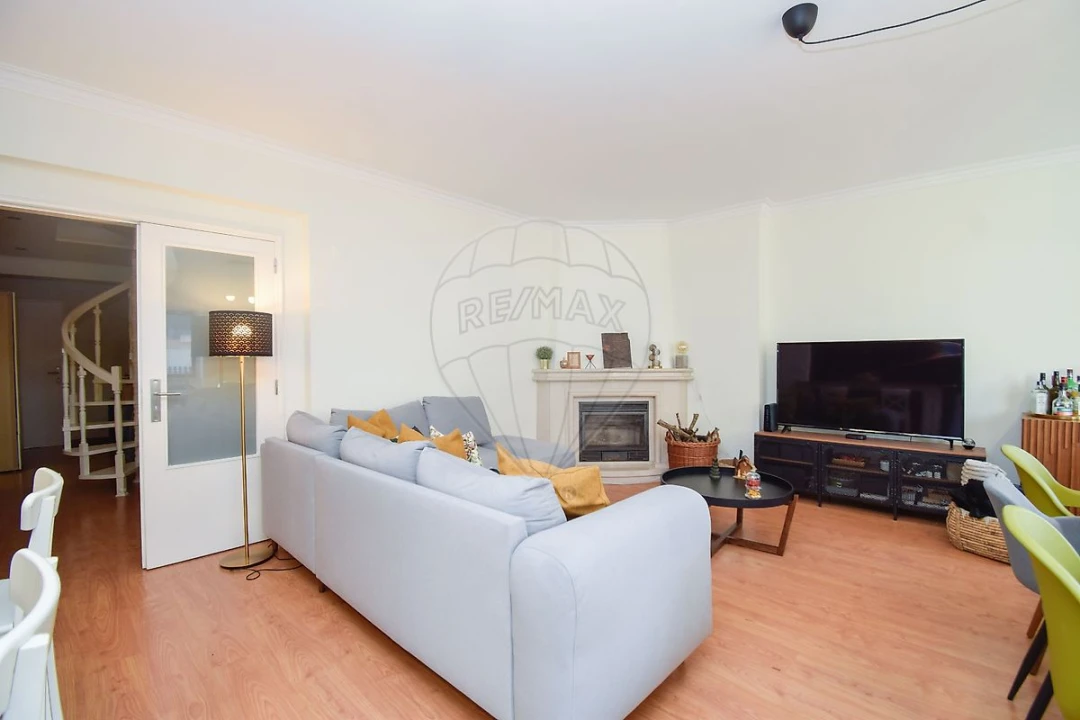 Apartamento T3 para Venda em Santa Maria e São Miguel, São Martinho, São Pedro Penaferrim Foto 3