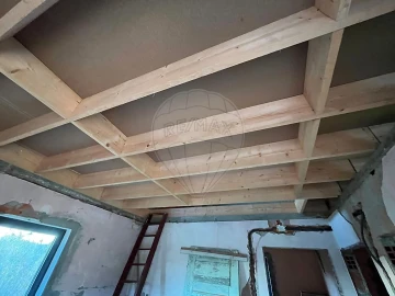 Moradia T3 para Venda em Fornos de Maceira Dão