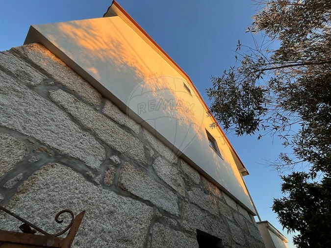 Moradia T3 para Venda em Fornos de Maceira Dão Foto 12