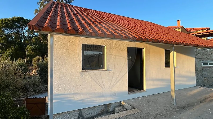 Moradia T3 para Venda em Fornos de Maceira Dão