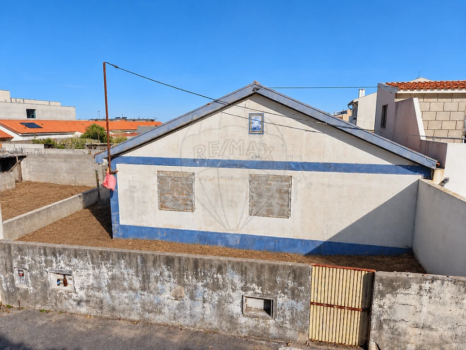 Moradia T2 para Venda em Perafita, Lavra e Santa Cruz do Bispo Foto 1