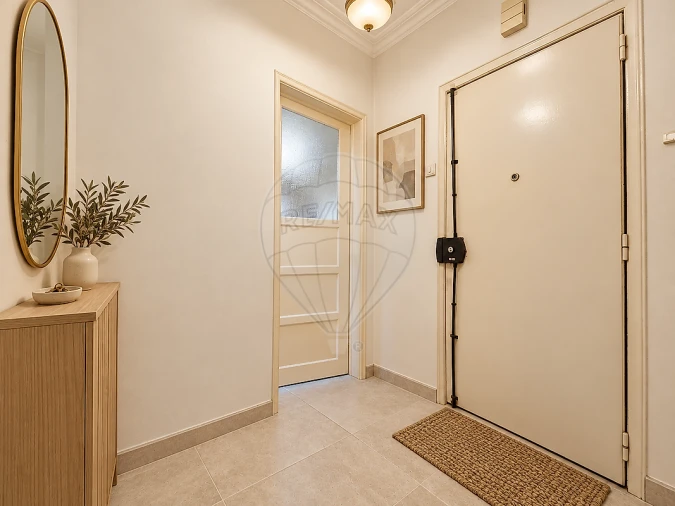Apartamento T2 para Venda em Póvoa de Santa Iria e Forte da Casa Foto 2