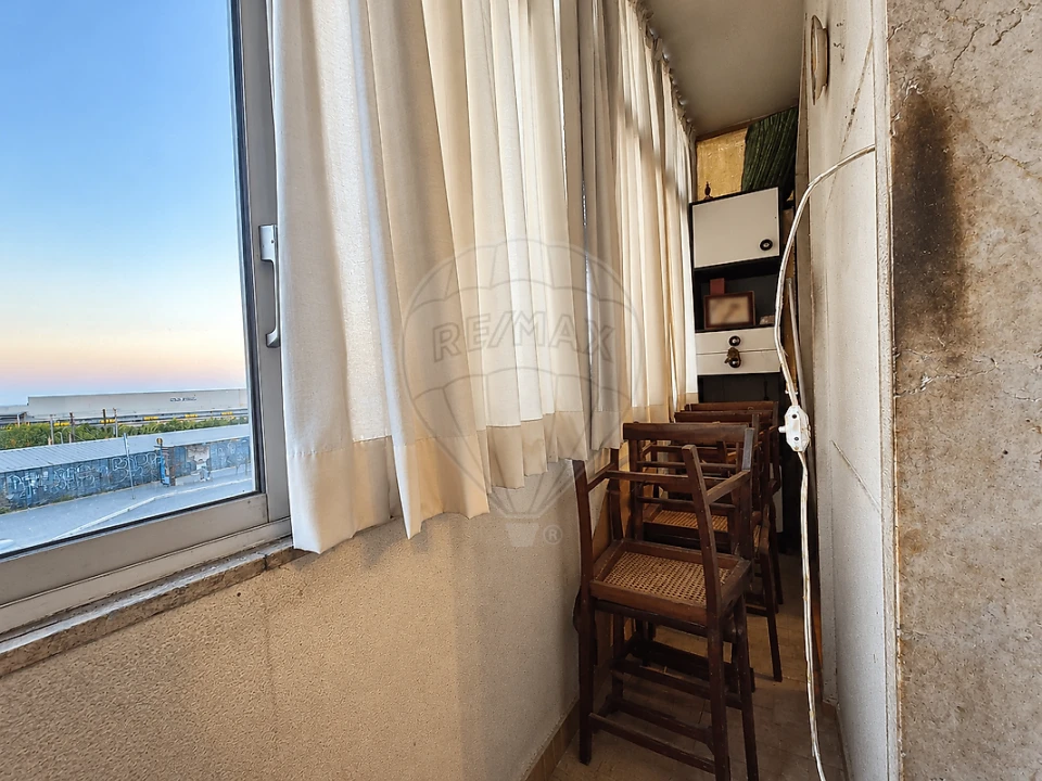 Apartamento T2 para Venda em Póvoa de Santa Iria e Forte da Casa Foto 27
