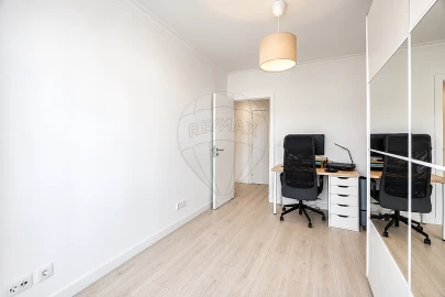 Apartamento T2 para Venda em Póvoa de Santa Iria e Forte da Casa