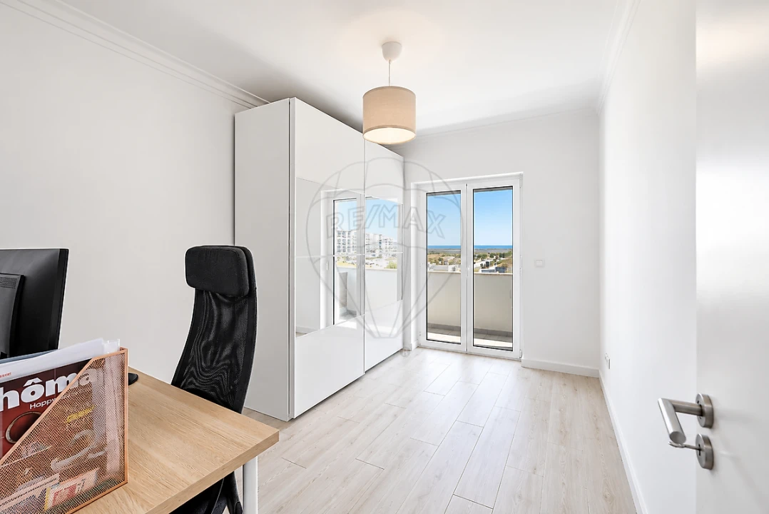 Apartamento T2 para Venda em Póvoa de Santa Iria e Forte da Casa Foto 10