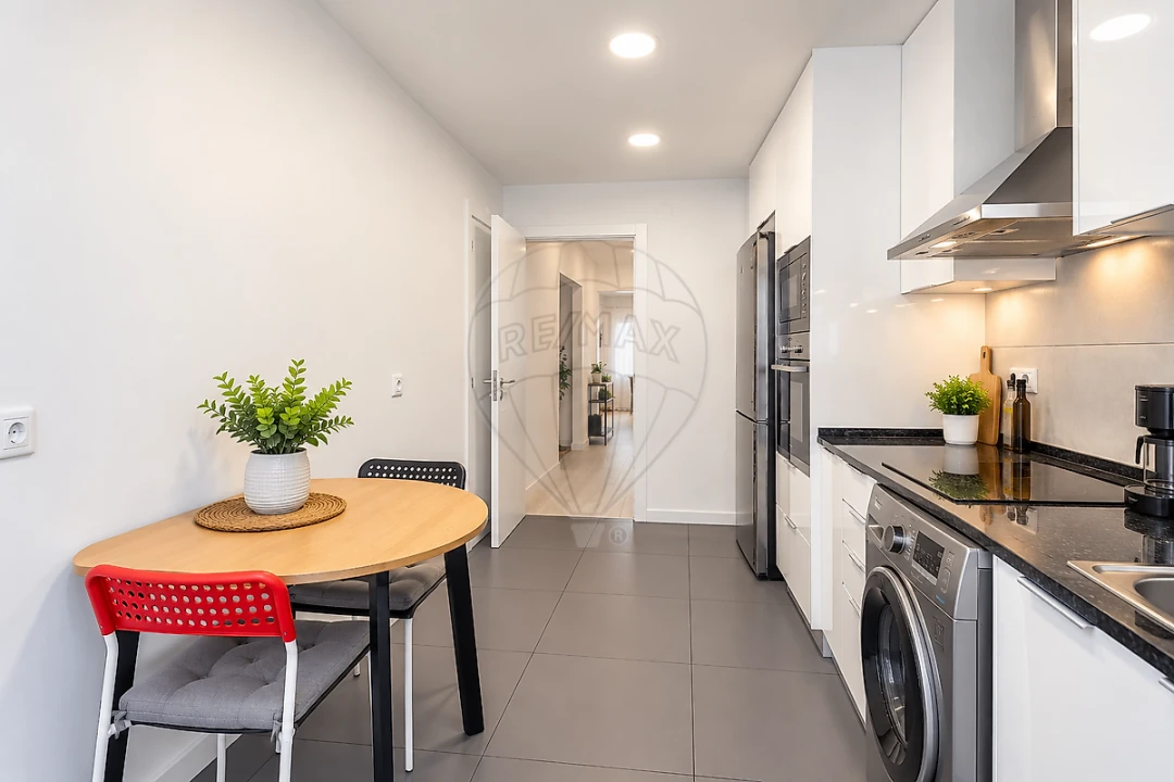 Apartamento T2 para Venda em Póvoa de Santa Iria e Forte da Casa Foto 2