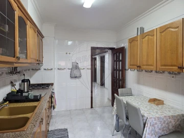 Apartamento T2 para Arrendamento em Póvoa de Santa Iria e Forte da Casa