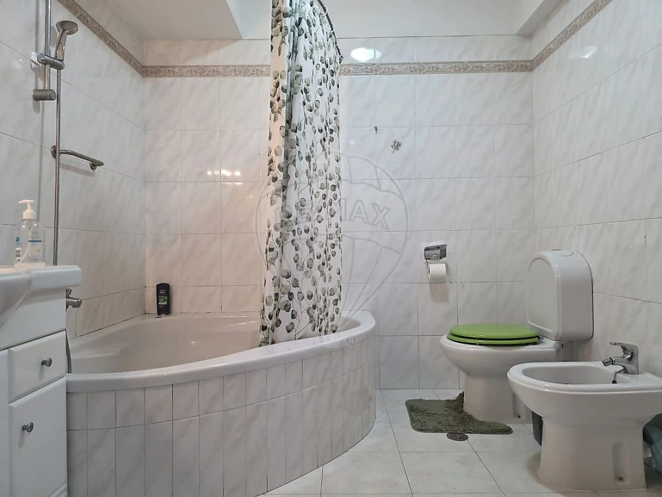 Apartamento T2 para Arrendamento em Póvoa de Santa Iria e Forte da Casa Foto 10