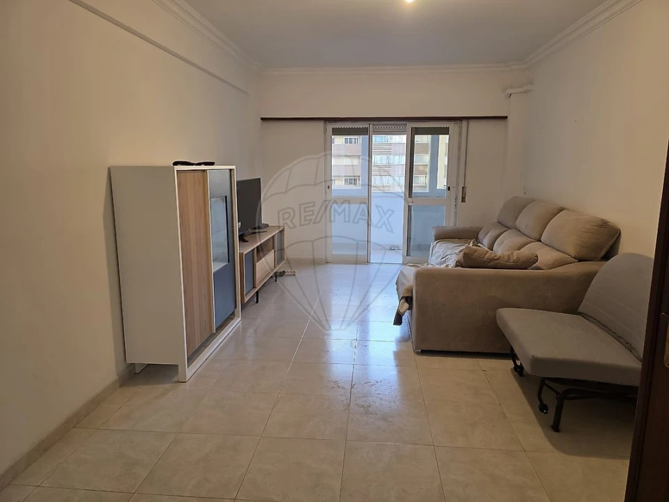 Apartamento T2 para Arrendamento em Póvoa de Santa Iria e Forte da Casa Foto 9