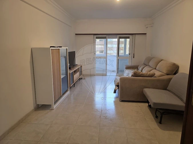 Apartamento T2 para Arrendamento em Póvoa de Santa Iria e Forte da Casa Foto 9