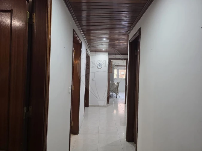 Apartamento T2 para Arrendamento em Póvoa de Santa Iria e Forte da Casa Foto 17