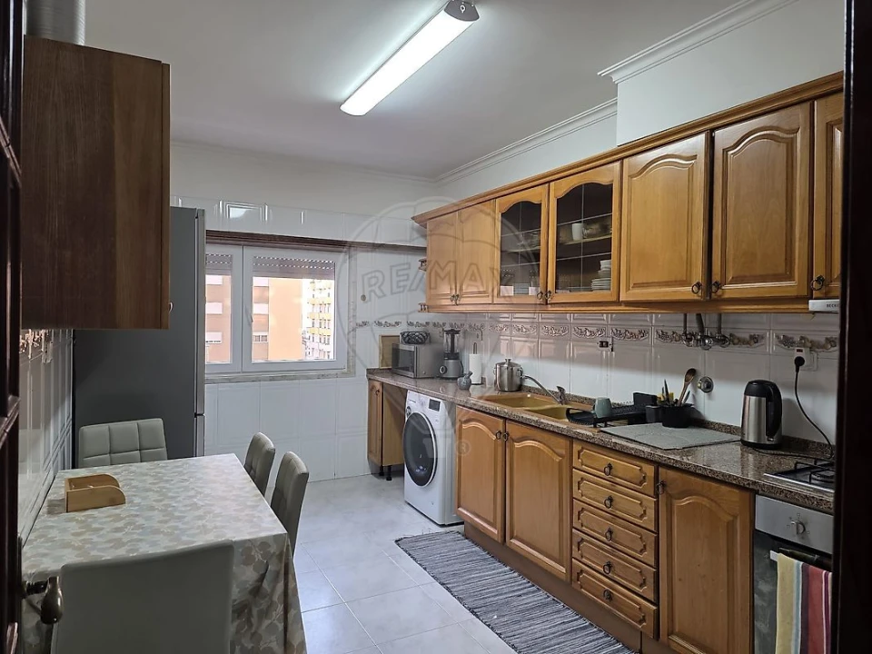 Apartamento T2 para Arrendamento em Póvoa de Santa Iria e Forte da Casa Foto 4