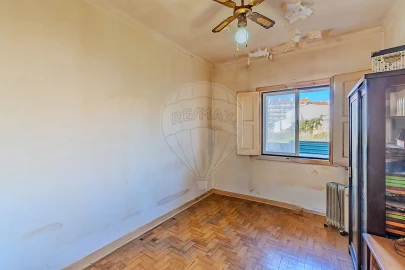 Apartamento T2 para Venda em Marvila, Ribeira Santarém, São Salvador, São Nicolau