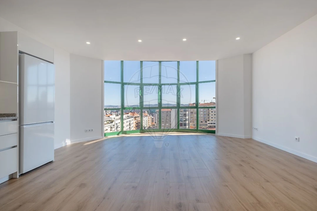Apartamento T0 para Venda em Mafamude e Vilar do Paraíso Foto 1