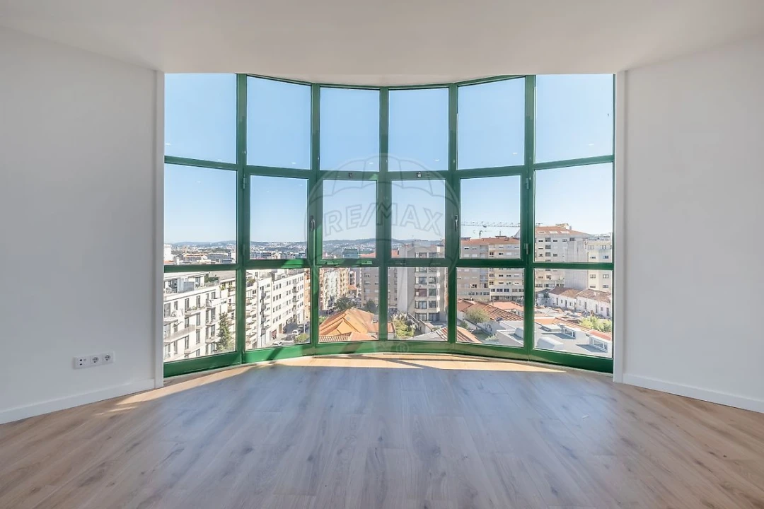 Apartamento T0 para Venda em Mafamude e Vilar do Paraíso Foto 19