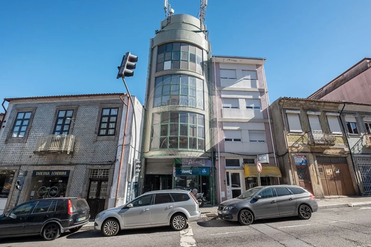 Apartamento T0 para Venda em Mafamude e Vilar do Paraíso Foto 16