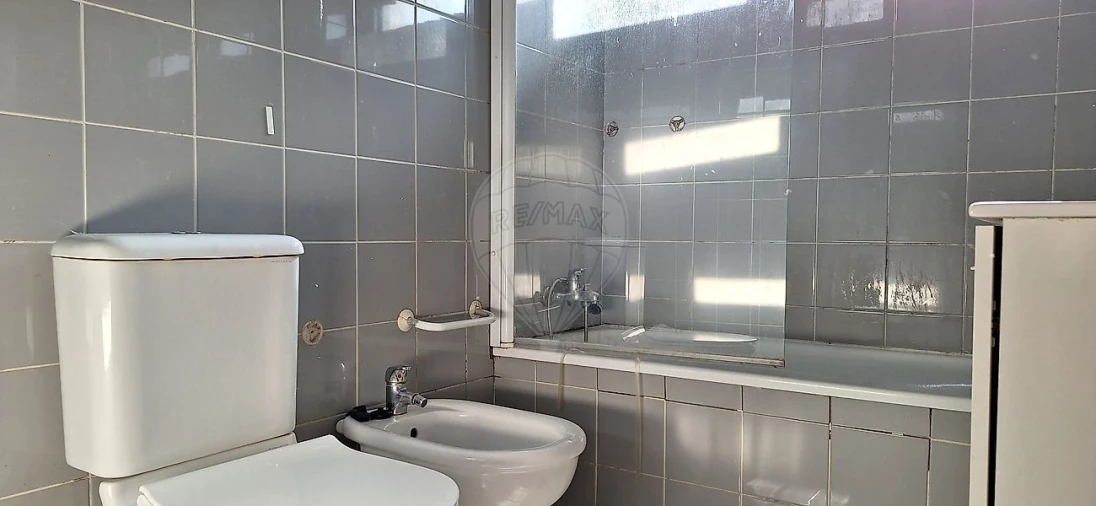 Apartamento T2 para Venda em Valongo Foto 8