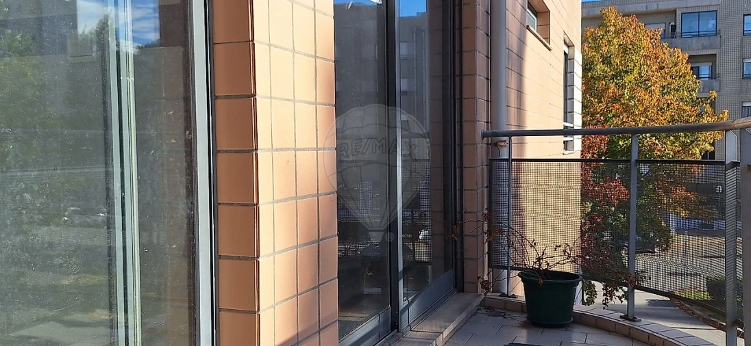 Apartamento T2 para Venda em Valongo Foto 5