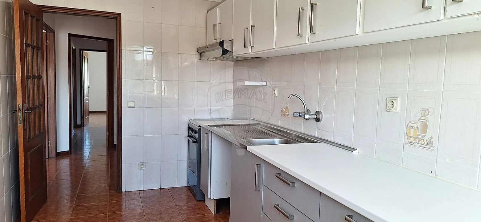 Apartamento T3 para Venda em Ermesinde Foto 4