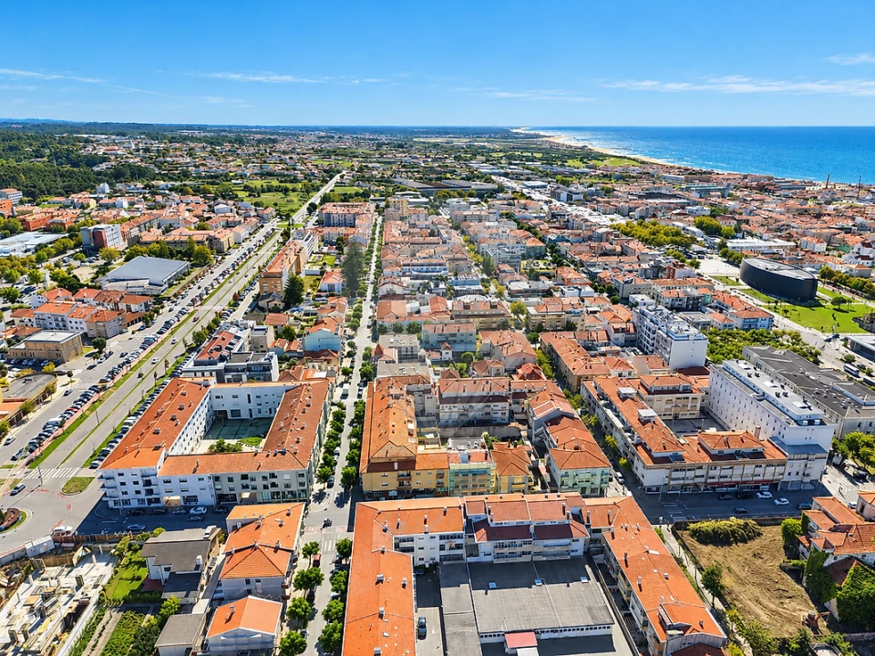 Apartamento T3 para Venda em Espinho Foto 3