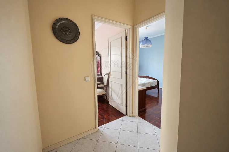 Apartamento T3 para Venda em Espinho Foto 26