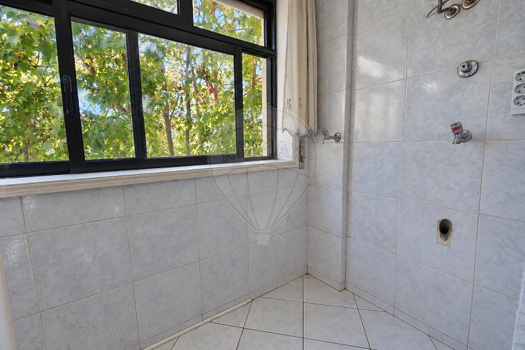 Apartamento T3 para Venda em Espinho Foto 13